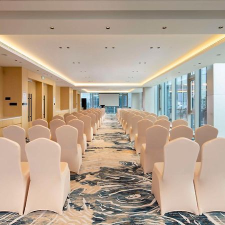 Hilton Garden Inn Shenzhen Airport,Enjoy 24-Hour One Way Free Delivery From Hotel To Shenzhen Baoan Airport On The Hour Thẩm Quyến Ngoại thất bức ảnh
