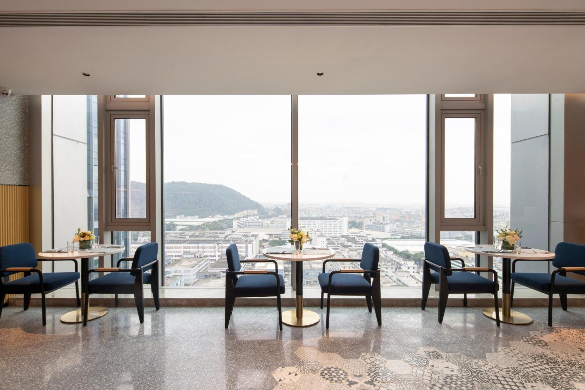 Hilton Garden Inn Shenzhen Airport,Enjoy 24-Hour One Way Free Delivery From Hotel To Shenzhen Baoan Airport On The Hour Thẩm Quyến Ngoại thất bức ảnh